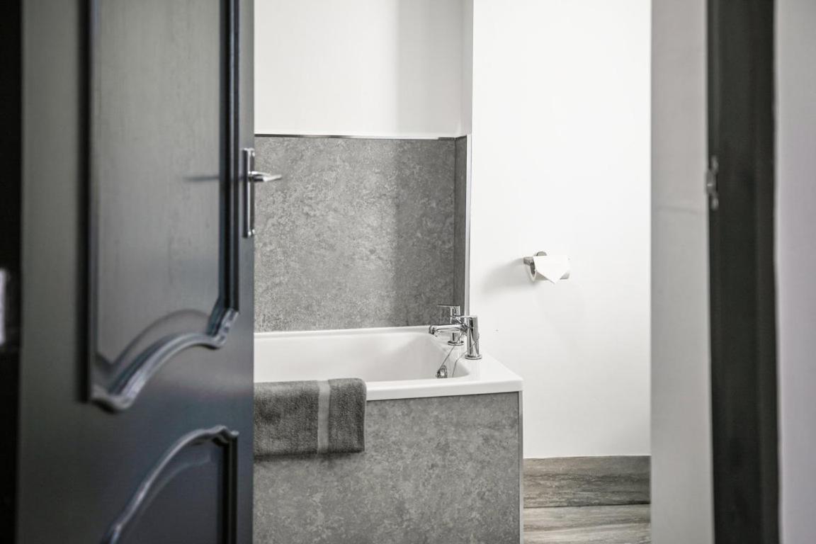 Tyme Suites On Kingsway 클리소프스 외부 사진