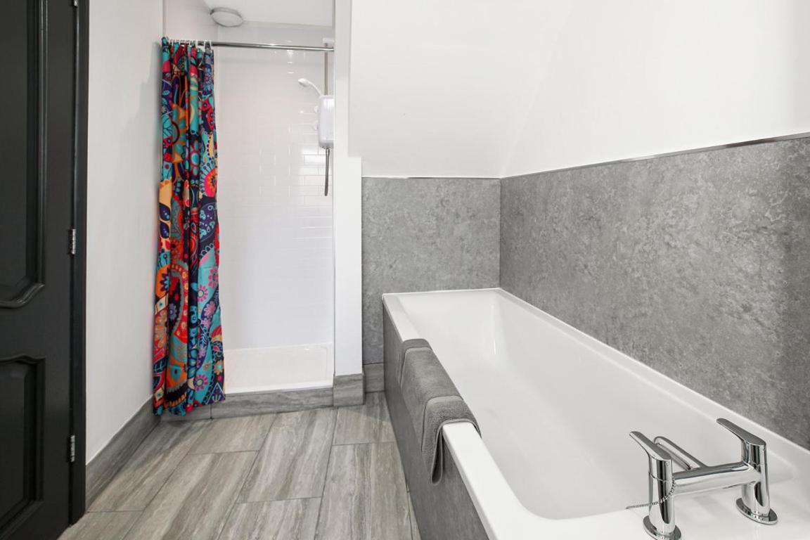 Tyme Suites On Kingsway 클리소프스 외부 사진
