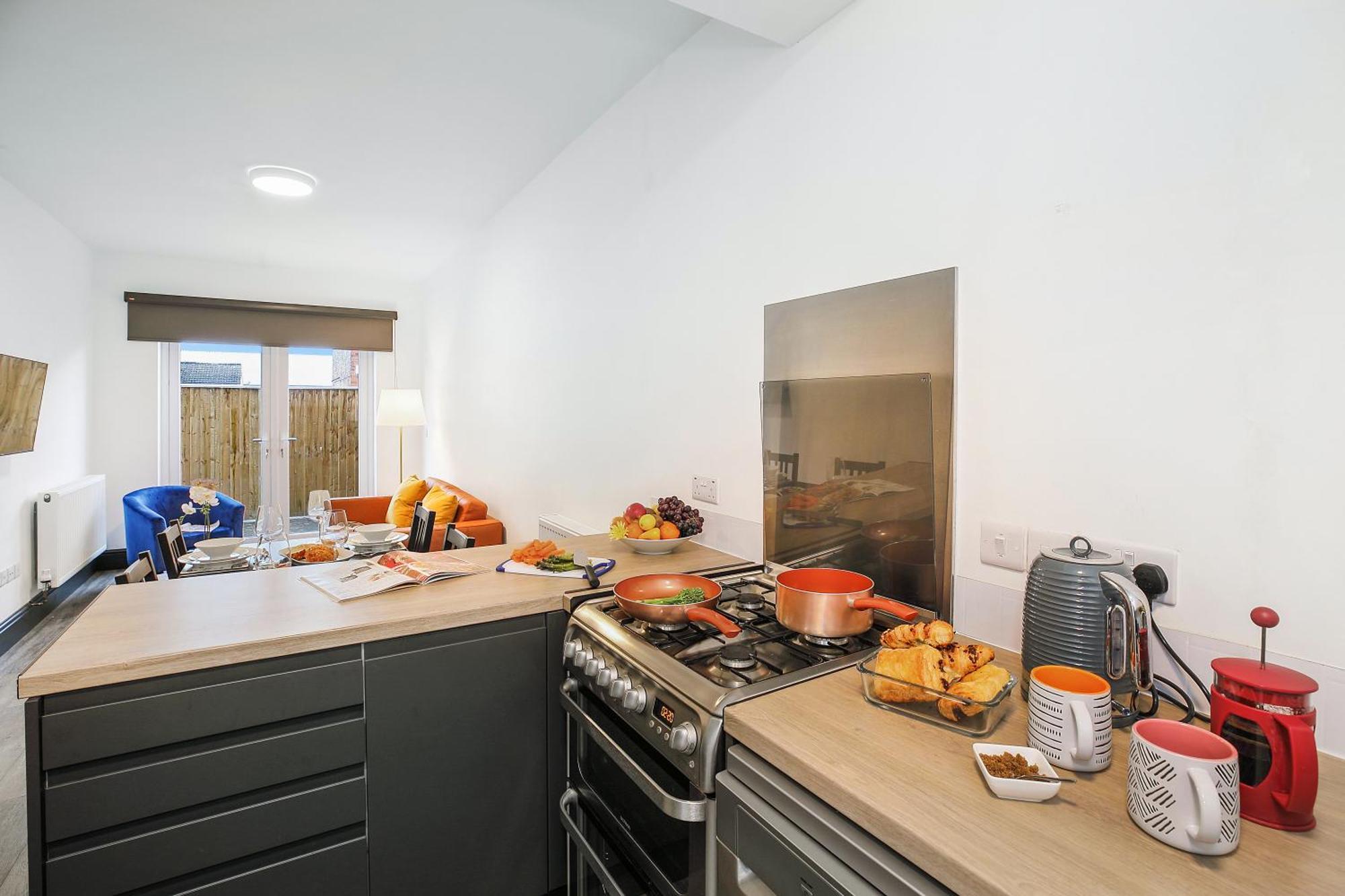 Tyme Suites On Kingsway 클리소프스 외부 사진